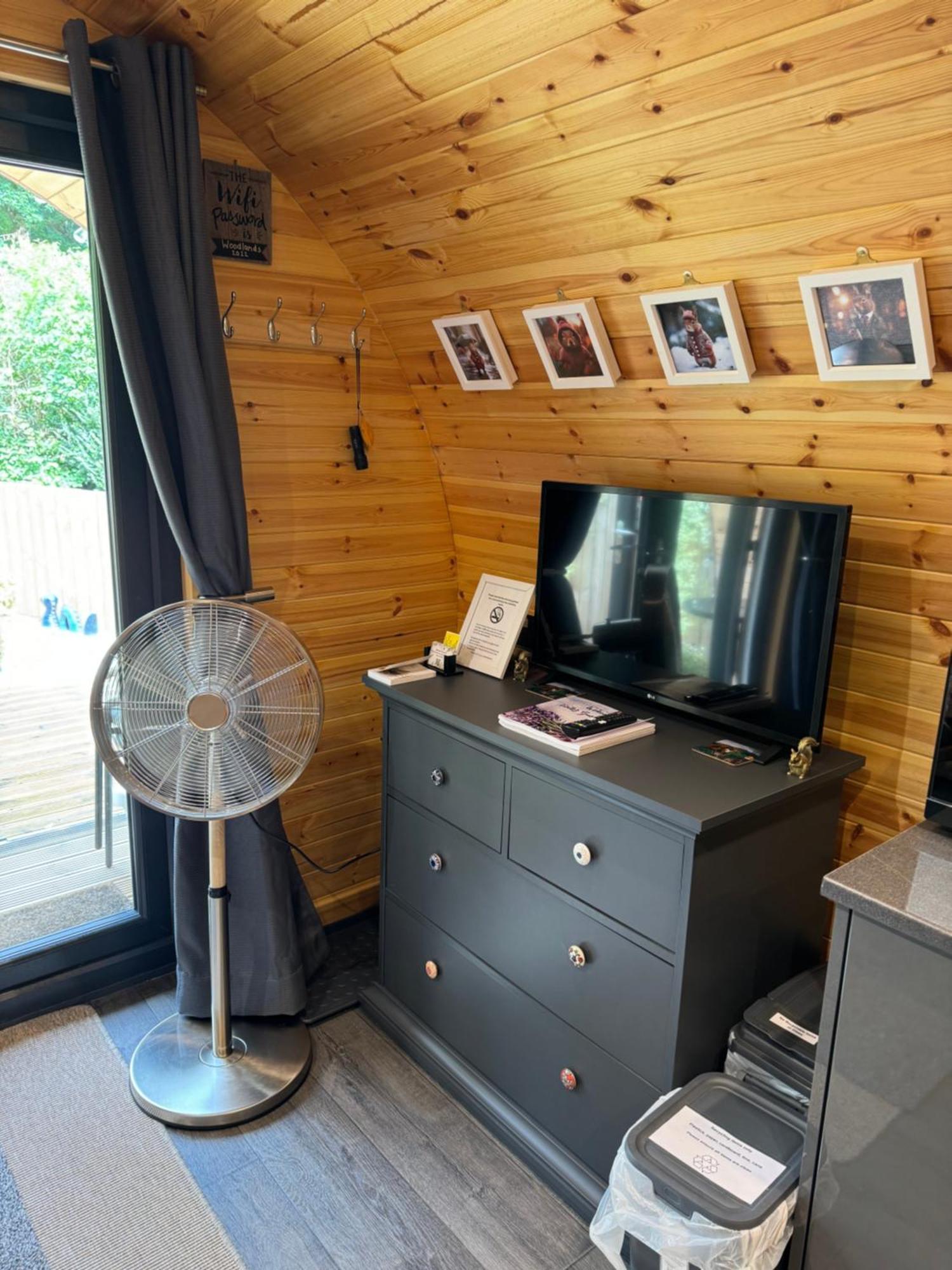 Loch Ness Woodland Pods Hotell Drumnadrochit Eksteriør bilde